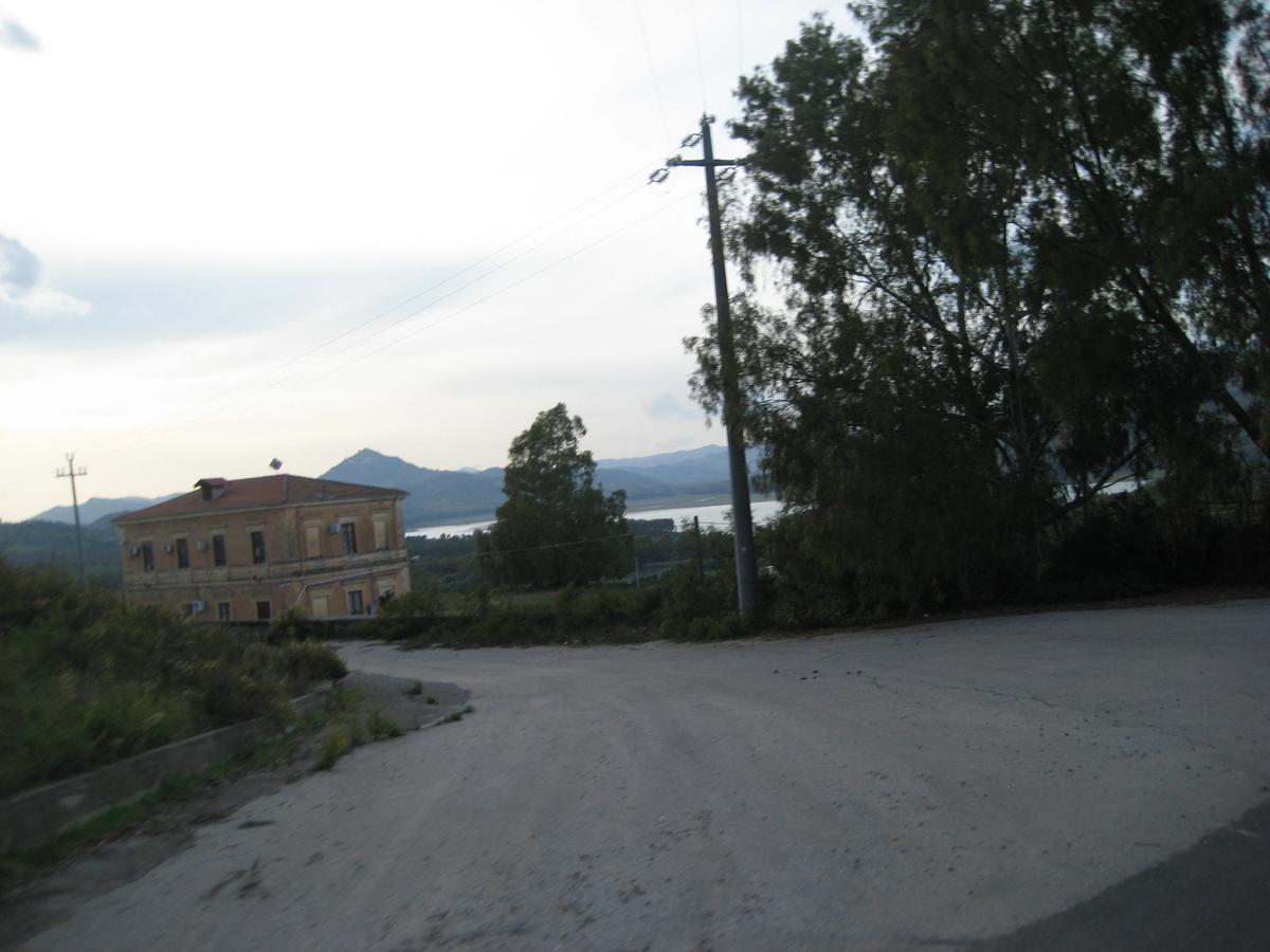Oasi Del Lago Regalbuto Εξωτερικό φωτογραφία