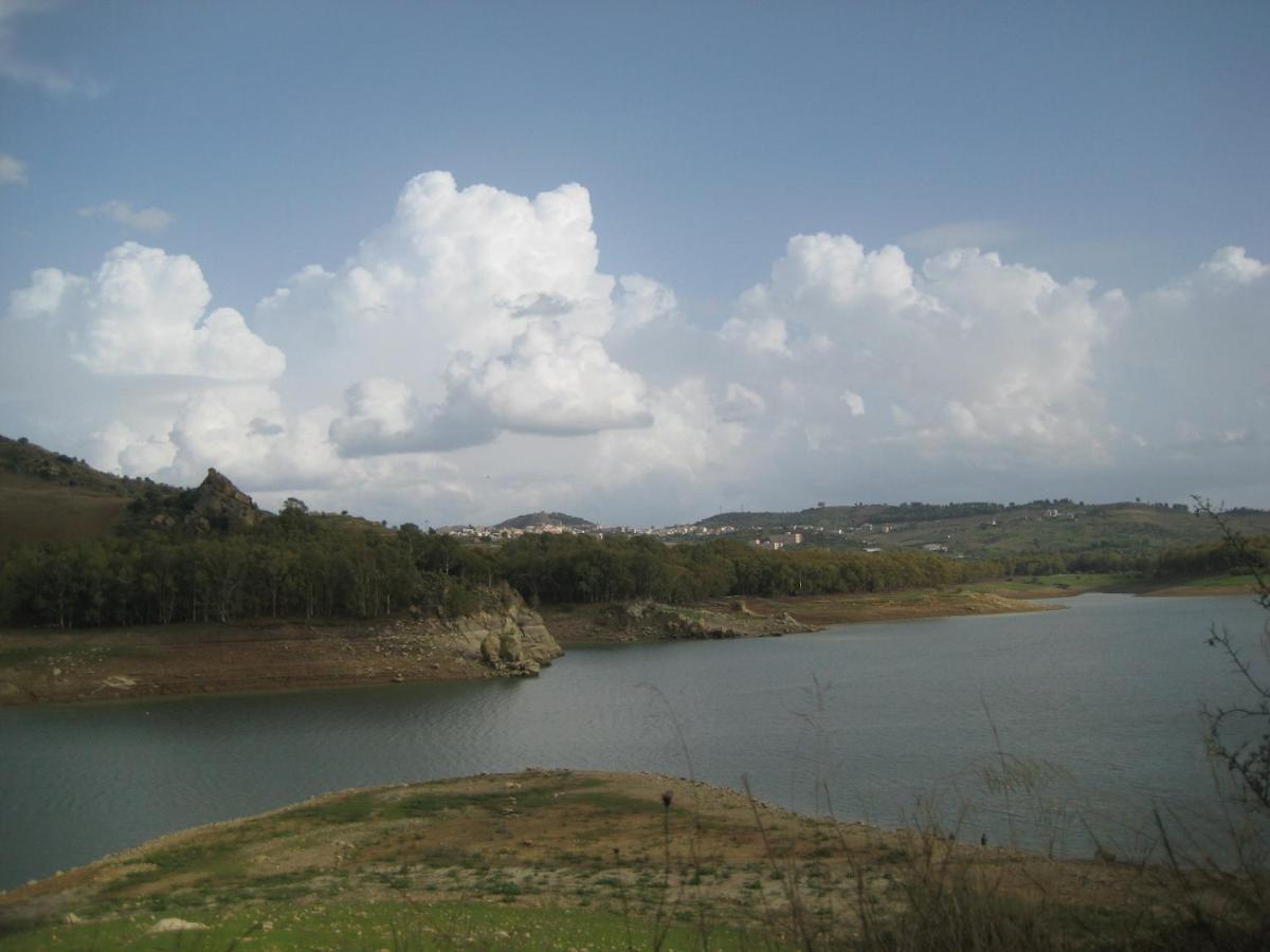 Oasi Del Lago Regalbuto Εξωτερικό φωτογραφία